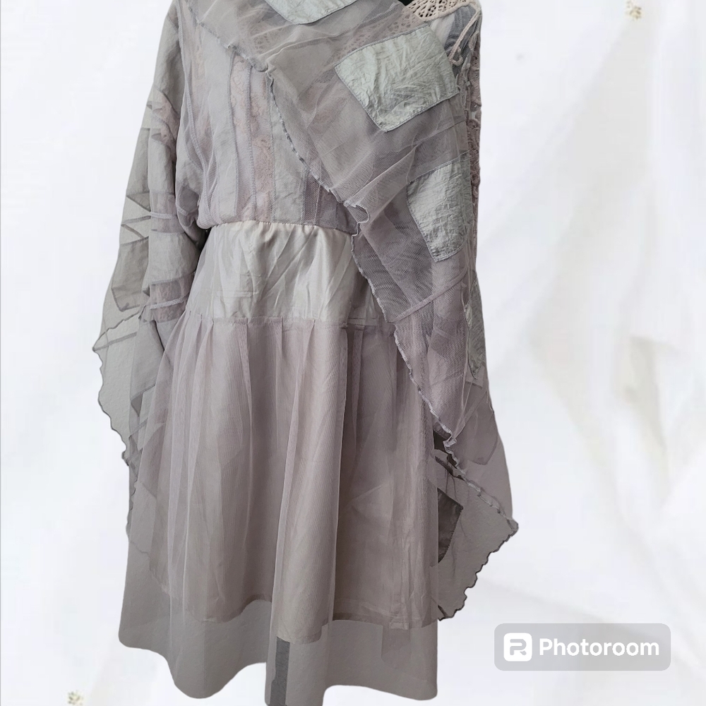 Gray Lace Empire Waist Dress - Picture 15 of 16
